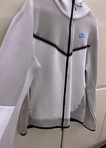 Nike Beyaz ve Gri Fermuarlı Erkek Sweatshirt