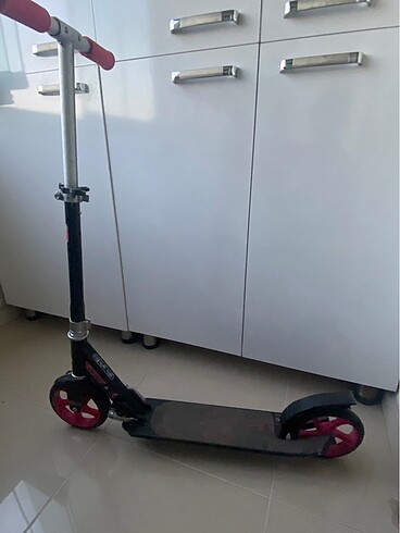 Decathlon Scooter