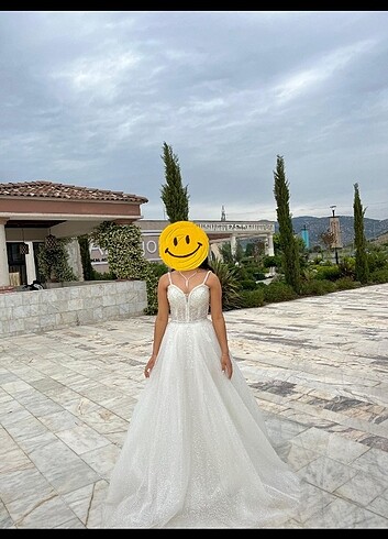 s Beden Tasarım gelinlik çok iyi durumda