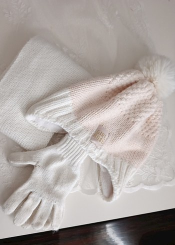 Beyaz Örme Çocuk Atkı, Bere ve Eldiven Seti 3lu set - Görsel 2