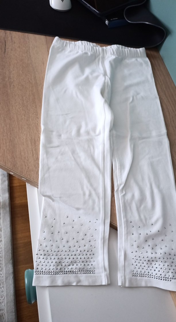 Kadın Beyaz Sade Suni Kumaşlı Pantolon - Görsel 3