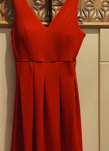 Kırmızı askılı abiye - Görsel 2