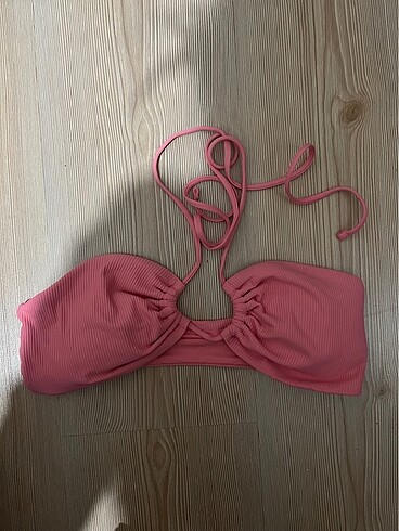 Penti bikini üstü