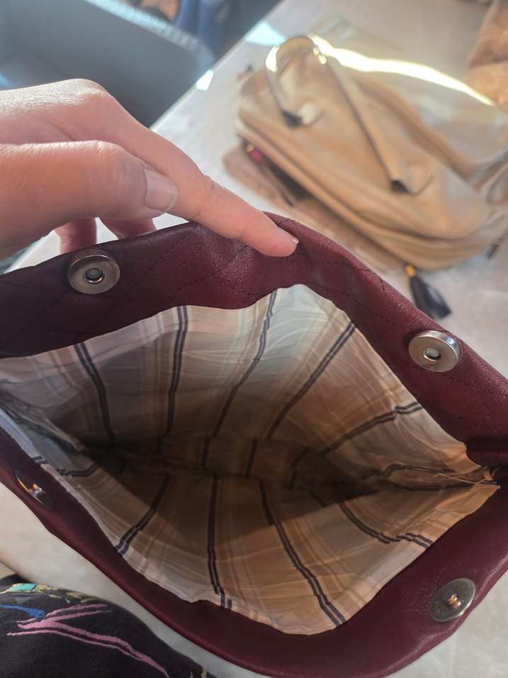 Bordo Yılan Desenli Zincir Detaylı Kadın El Zinciri - Görsel 3