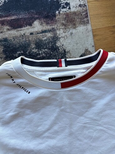 l Beden beyaz Renk Orijinal tommy hilfiger