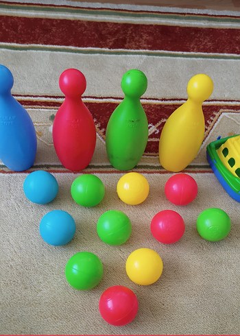 Renkli Bowling Seti ve Topları
