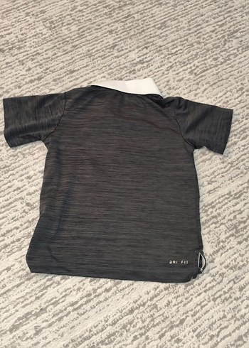 Nike Erkek Çocuk Gri Kısa Kollu Polo Tişört - Görsel 4