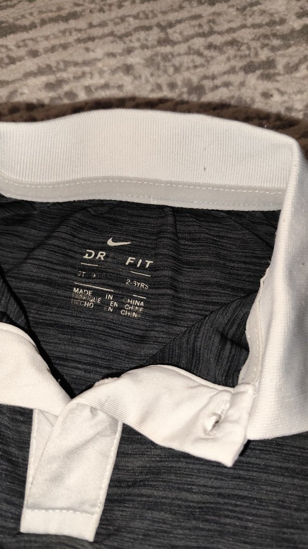 Nike Erkek Çocuk Gri Kısa Kollu Polo Tişört - Görsel 5