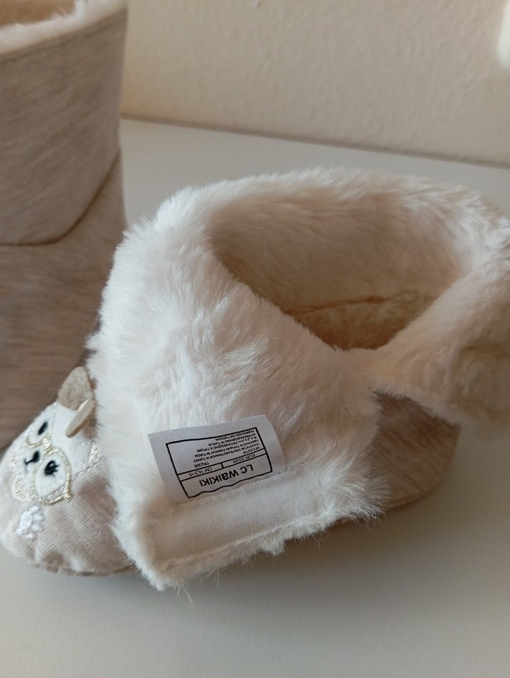 Kız Çocuk Bej Nakışlı Sıcak Ev Terliği - Görsel 2