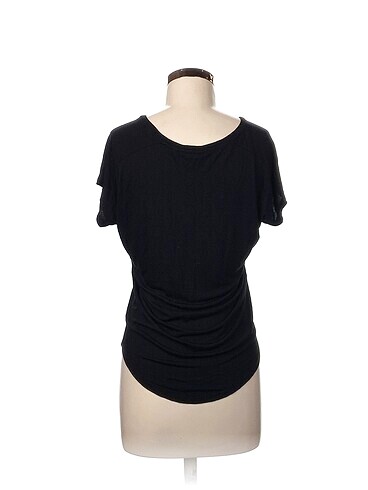 universal Beden Guess T-shirt %70 İndirimli.