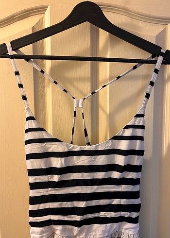 38 Beden beyaz Renk H&M Çizgili Pilili Mini elbise