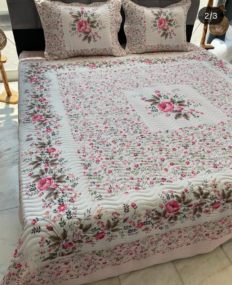 Beyaz Çiçek Desenli Yatak Örtüsü - Görsel 2