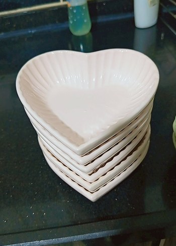 Kalp Şeklinde pembe ve Yeşil Tabak Seti - Görsel 2