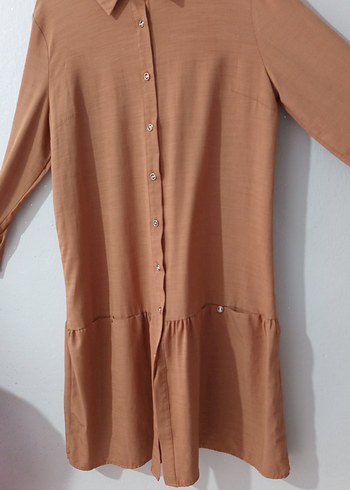 Bej Uzun Kollu Düğmeli Kadın Tunik - Görsel 3