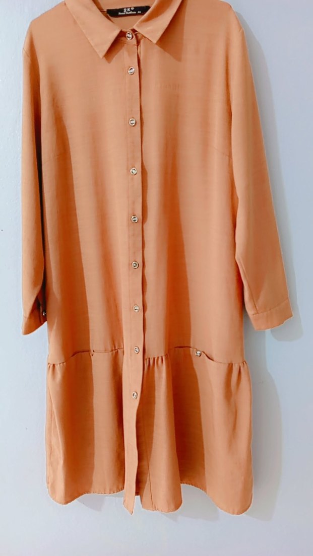 Bej Uzun Kollu Düğmeli Kadın Tunik - Görsel 4