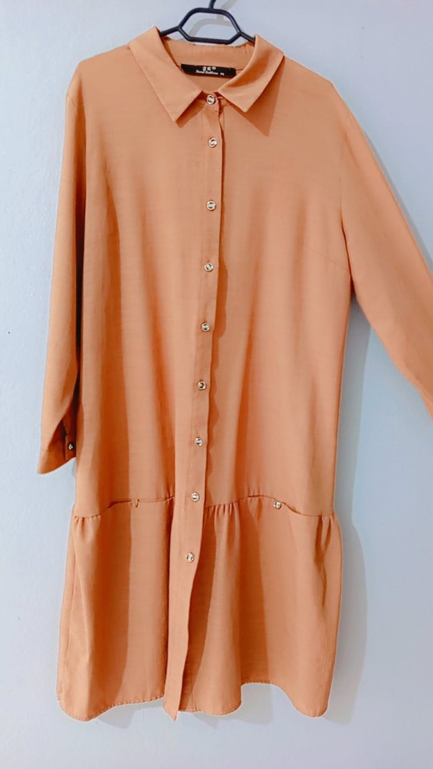 Bej Uzun Kollu Düğmeli Kadın Tunik - Görsel 2