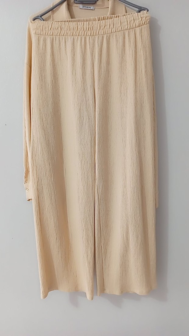 krem rengi takım - Görsel 3