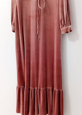 pudra rengi kadife elbise - Görsel 2