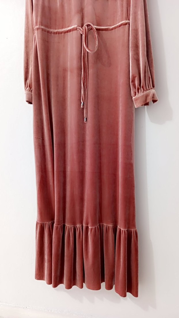 pudra rengi kadife elbise - Görsel 2