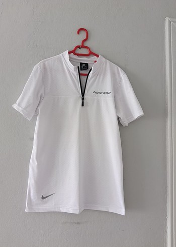 Nike Pro Beyaz Tisort