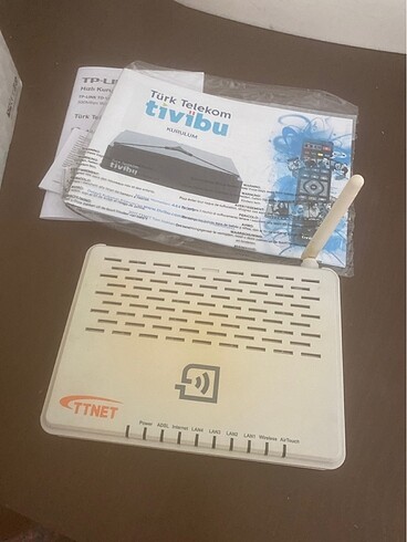 Orjinal kutusu içinde ttnet modem,çalışır durumda.