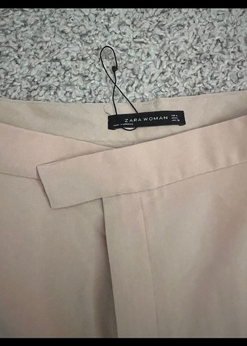 Bej Düğmeli Kadın Kumaş Pantolon orijinal zara - Görsel 4