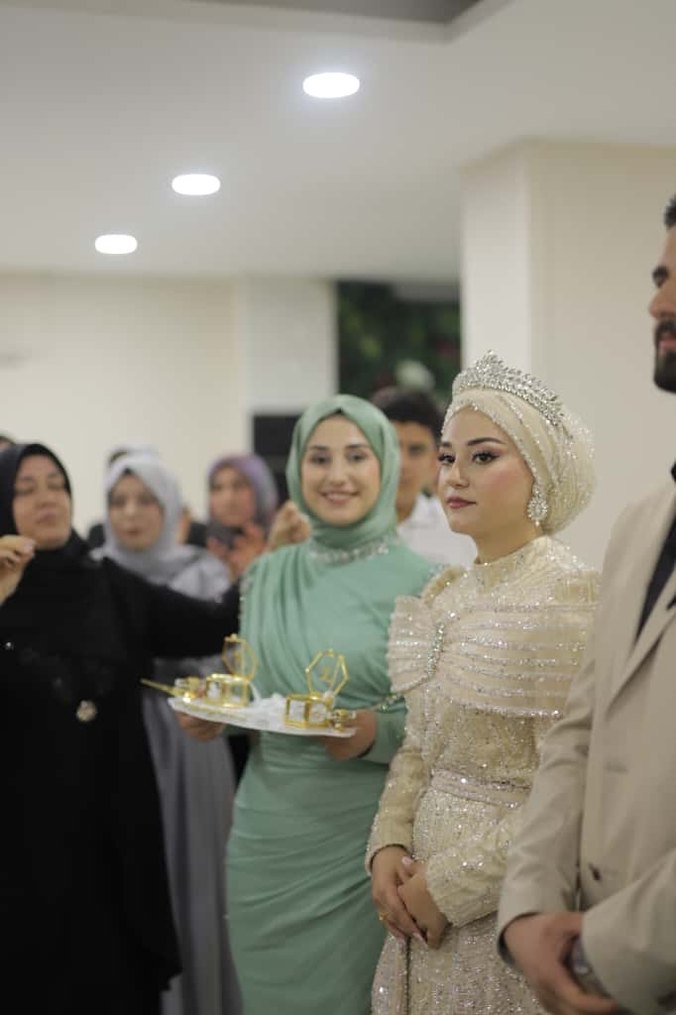 Yakası Yüksek Drapeli Uzun Kadın Abiye Elbise - Görsel 2