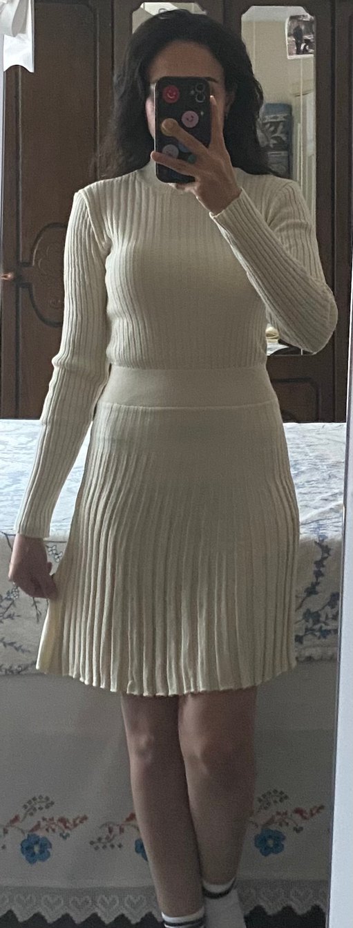 Beyaz Piliseli Triko Midi Elbise - Görsel 2