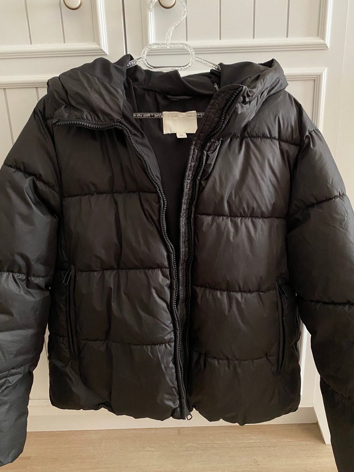 Siyah Kadın Pofuduk Şişme mont - Görsel 5