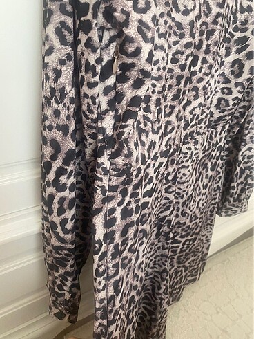 Leopar desenli kısa Çan  elbise - Görsel 6