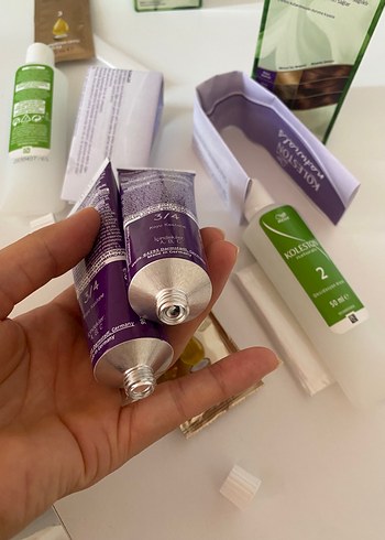 Beden Wella Koleston Naturals Koyu Kestane Saç Boyası 3/4