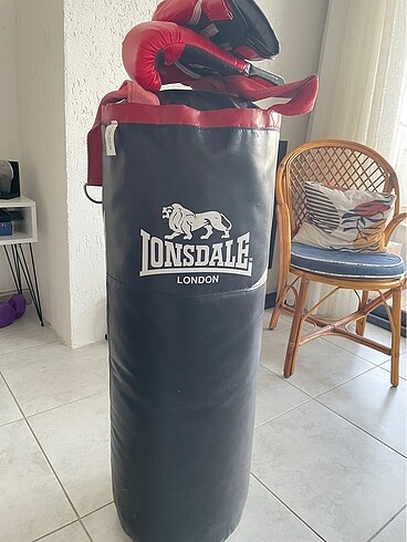 Lonsdale Kum Torbası