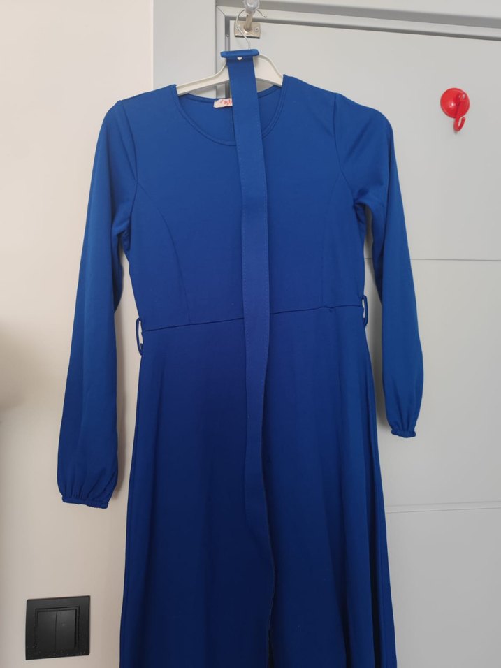 mavi Kemerli Uzun Elbise - Görsel 3