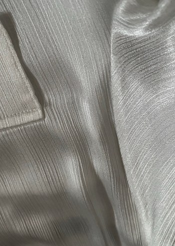 İpek saten Beyaz V Yaka Kadın Gömlek - Görsel 4