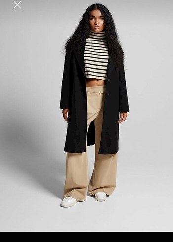 Siyah Düğmeli Klasik Kaban - Görsel 2