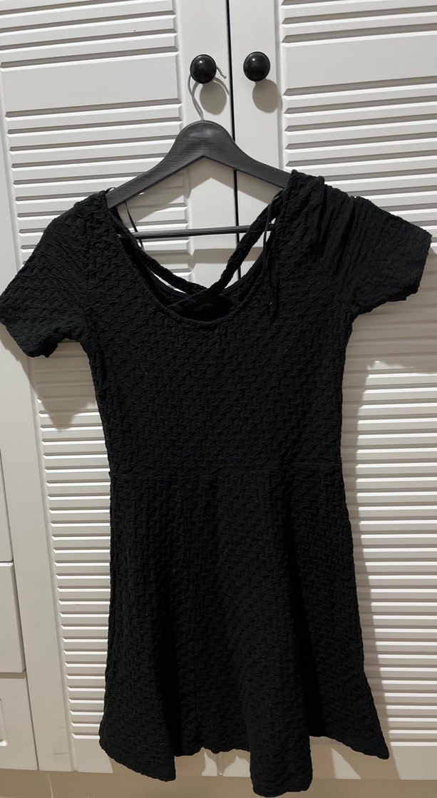 Siyah V Yaka Kısa Kollu Midi Triko Elbise - Görsel 2