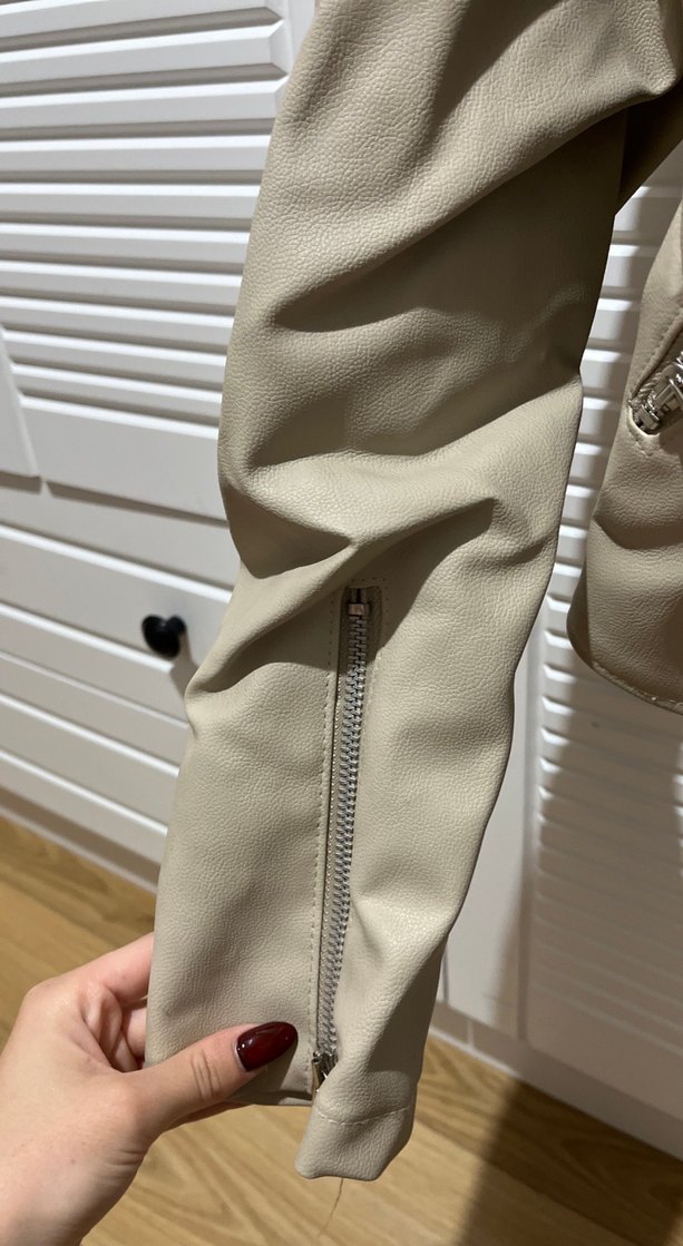 Bej Kadın Deri Ceket - Kemerli, Günlük - Görsel 4