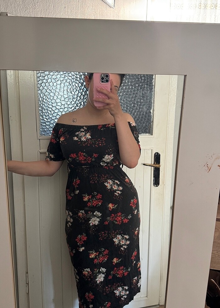 Çiçekli siyah elbise - Görsel 2