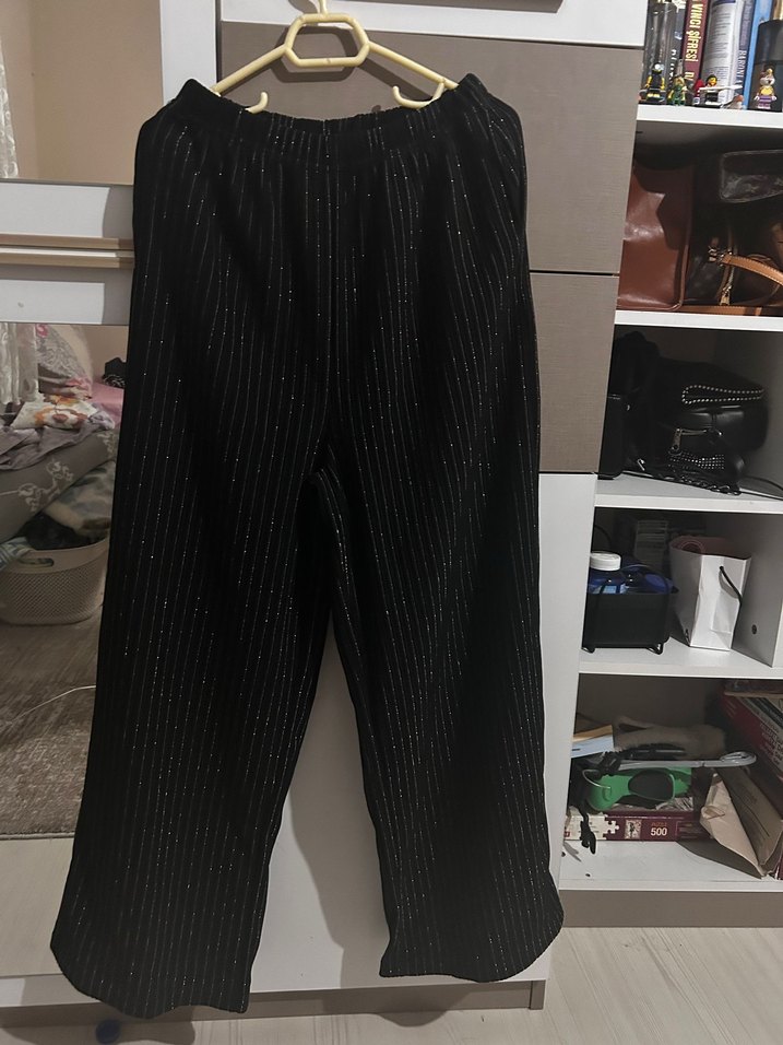 Siyah Mini Yüksek Yakalı Kadın Eşofman Takımı s beden - Görsel 3