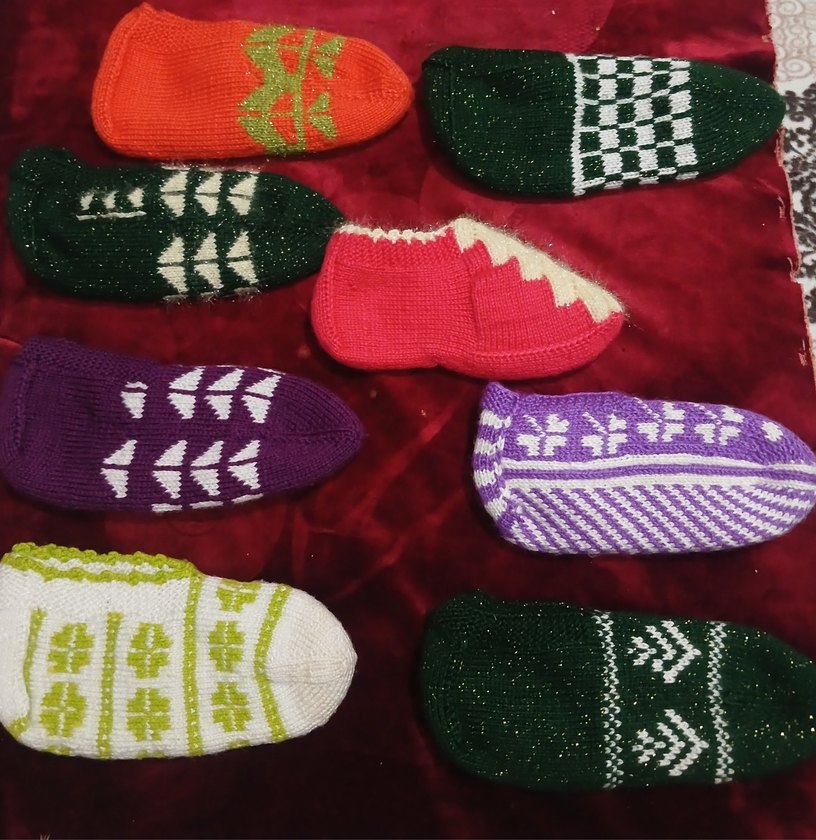 El Örgüsü Geleneksel Renkli Patikler - Görsel 2