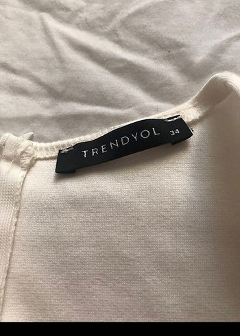 Kalp Yaka Uzun Kollu Beyaz Kadın Bluz - Görsel 3