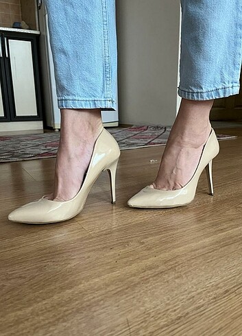 38 Beden Stiletto