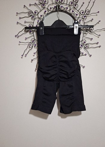 Siyah Şortlu Korse - Görsel 4