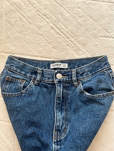 Pull and Bear Jeans