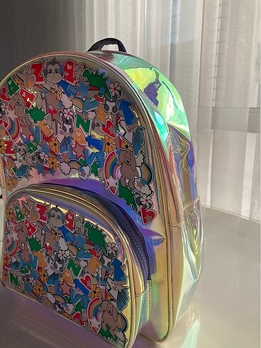 Hologramlı zara okul çantası???? - Görsel 2