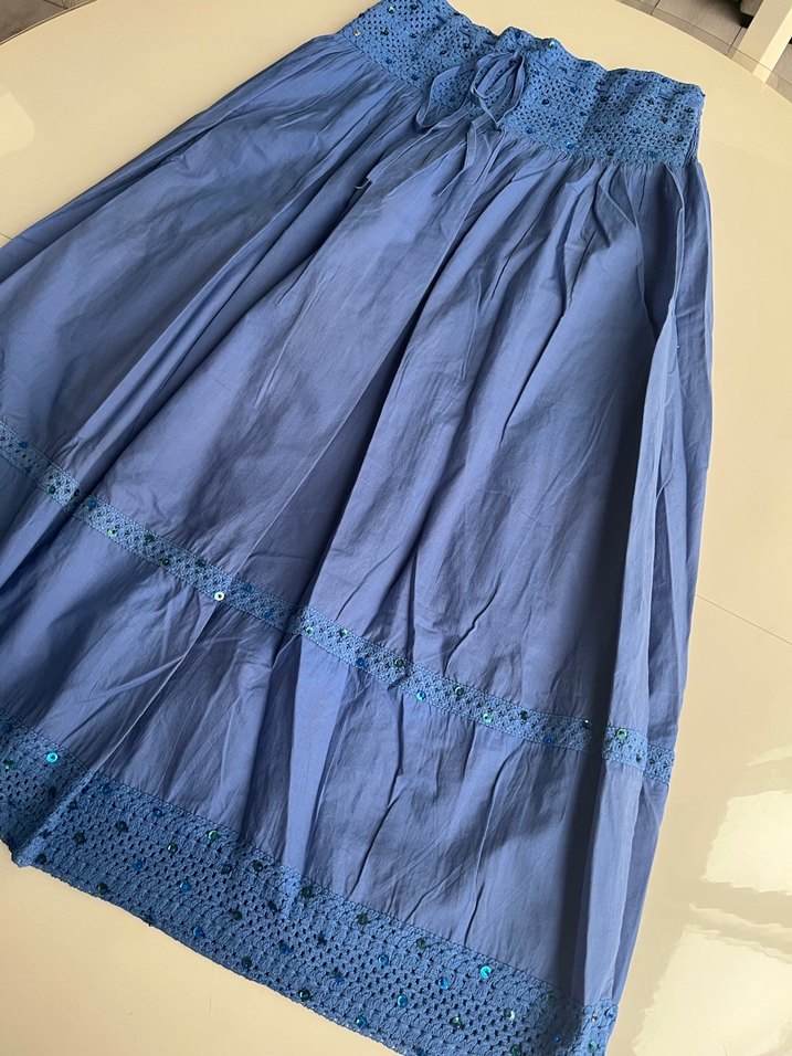 Nakışlı Mavi Uzun Beli Lastikli Etek - Görsel 2