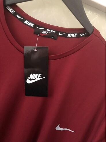 Nike erkek spor tshirt L beden