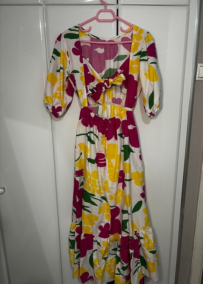 Çiçekli elbise - Görsel 2