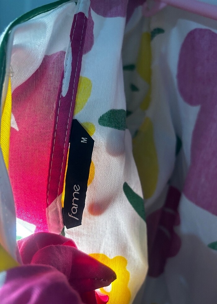 Çiçekli elbise - Görsel 3