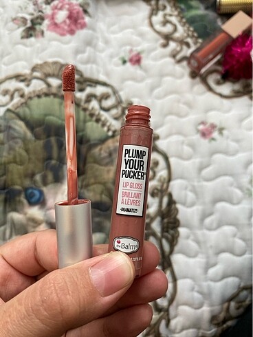  Beden pembe Renk Lıp gloss